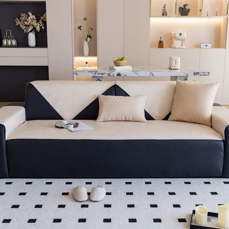 LineProtect™ – Protège Canapé Design Imperméable & Antidérapant en Simili Cuir