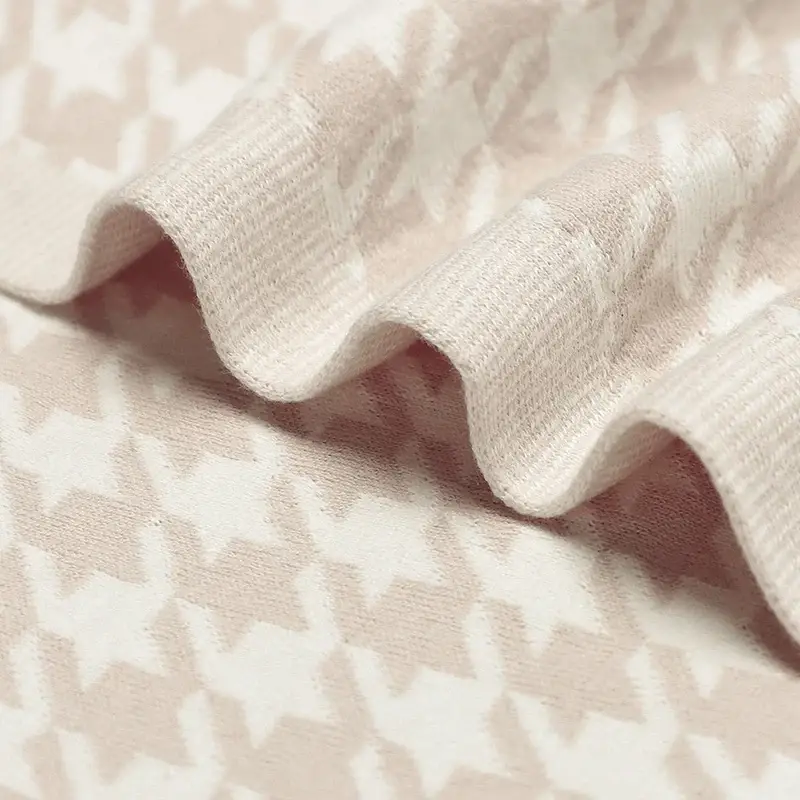 Couverture pour Bebe en Tricot