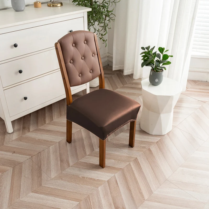 Housse pour assise siège de chaise simili cuir imperméable avec attaches anti glisse