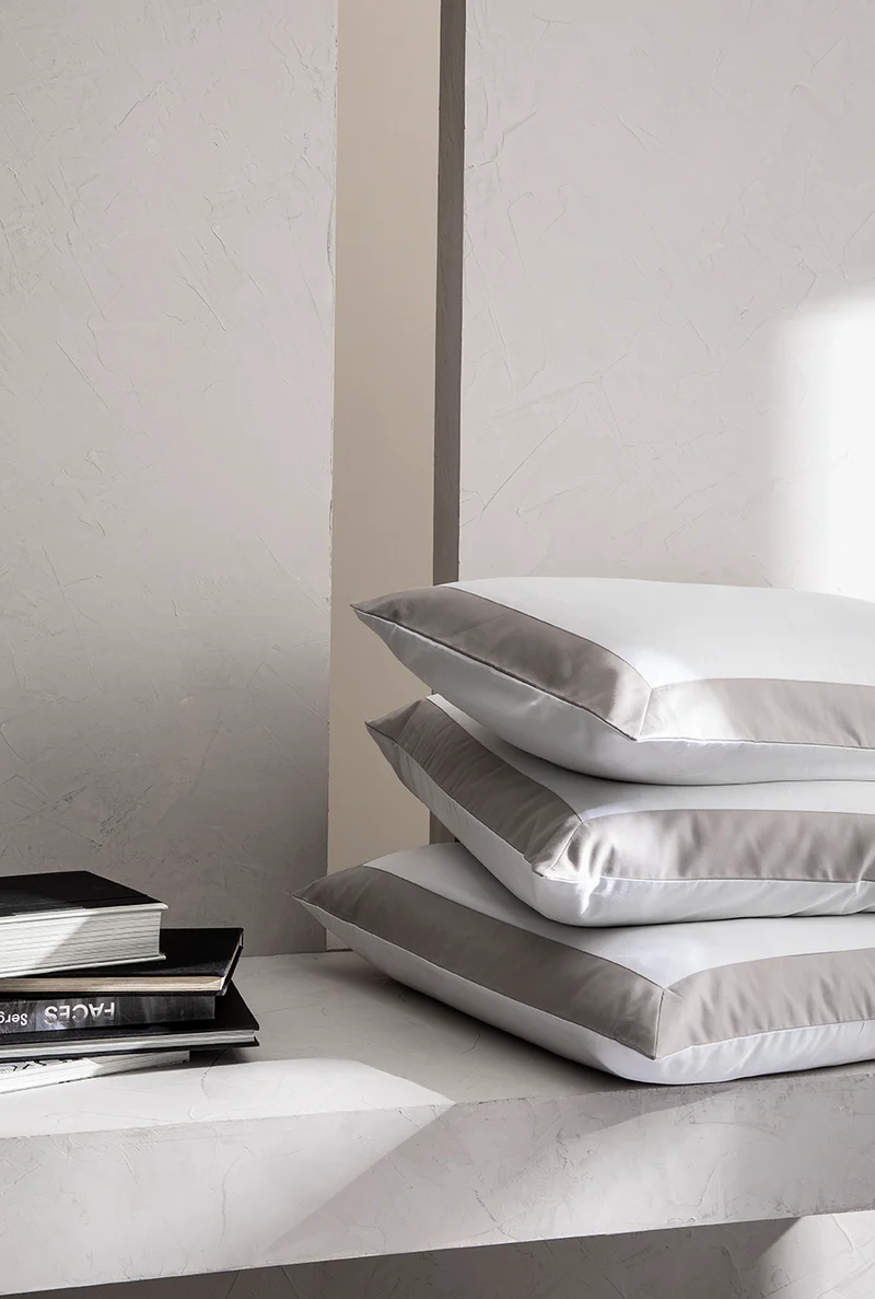 Set de 2 Taies d'Oreillers Satin Bicolore