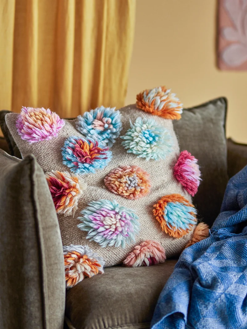 Somma blomster pude i uld – Bloomingville