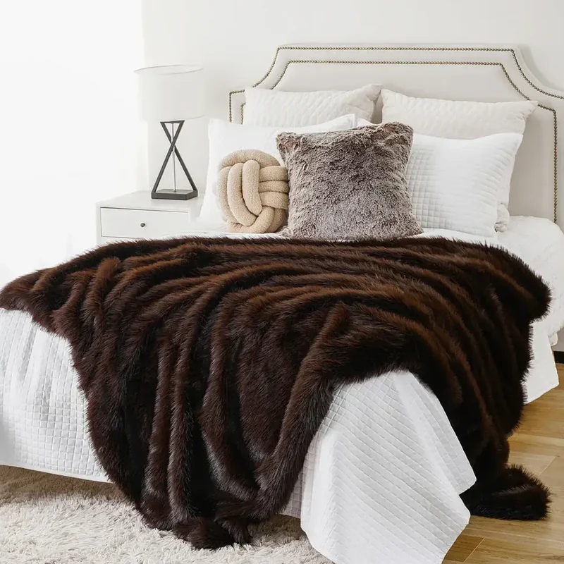 Couverture Fausse Fourrure Marron