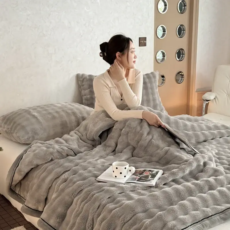 Couverture Polaire Gris Clair