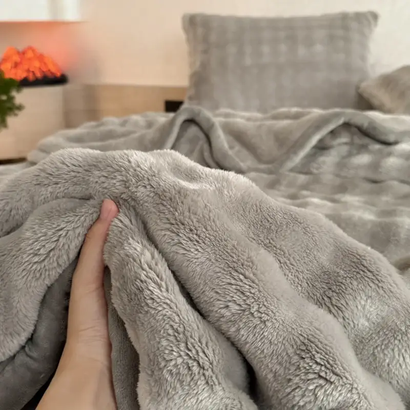 Couverture Polaire Gris Clair
