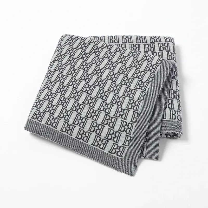 Couverture Bebe Gris