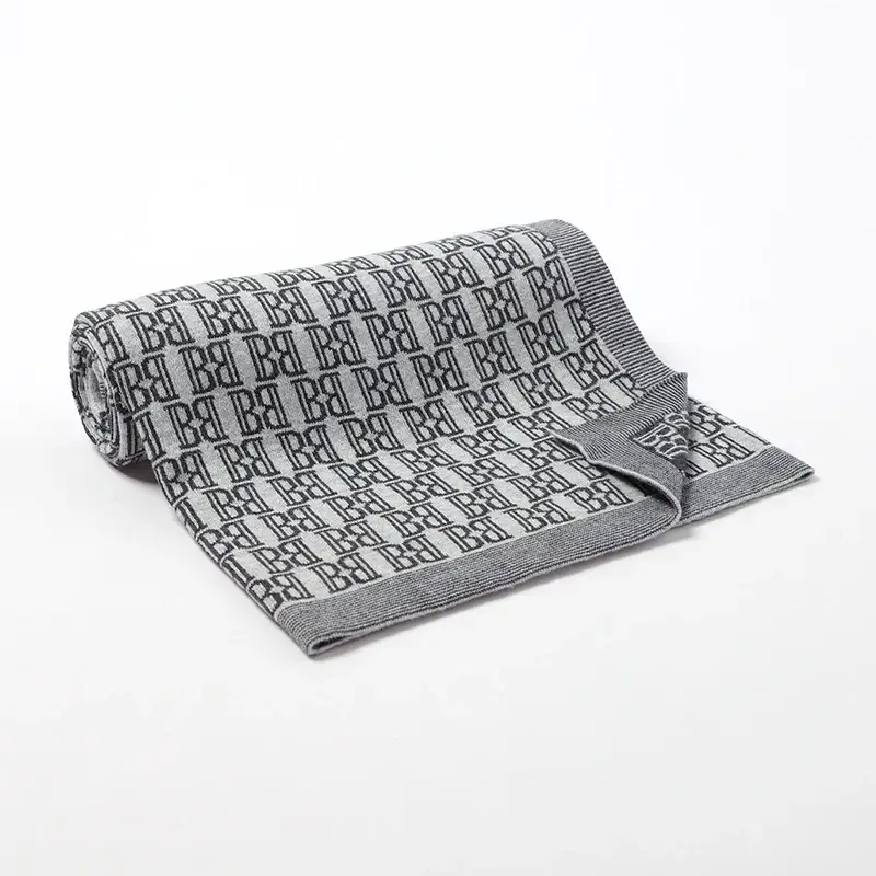 Couverture Bebe Gris