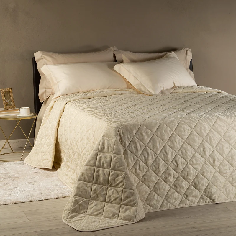 Copriletto Primaverile tiki in Raso Jacquard 80 gr/mq