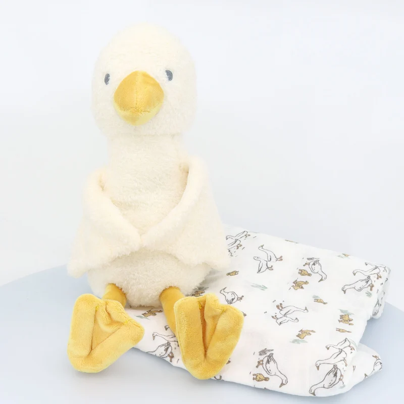 Couverture Et Peluche Canard