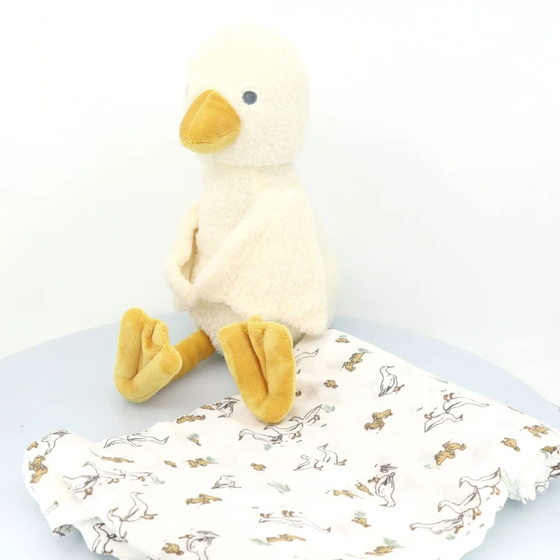 Couverture Et Peluche Canard