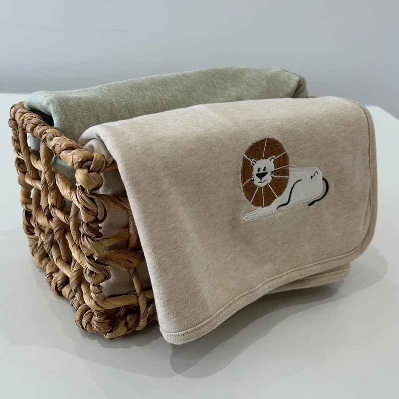 Couverture Lion Taupe