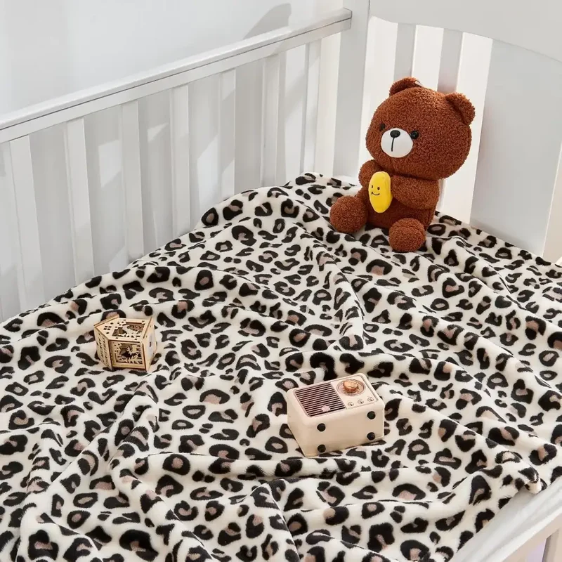 Couverture Bebe Leopard