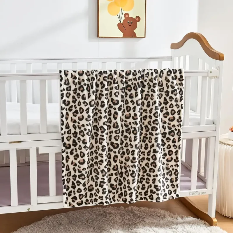 Couverture Bebe Leopard