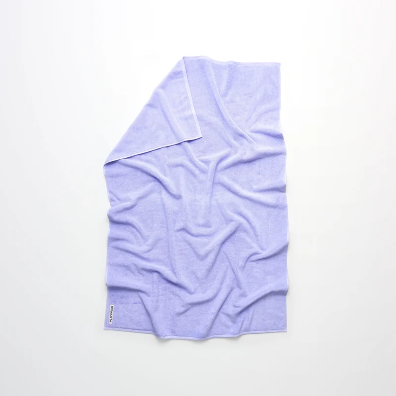 Naram badelagen 100×150 cm i økologisk bomuld, lavender blue – Bongusta