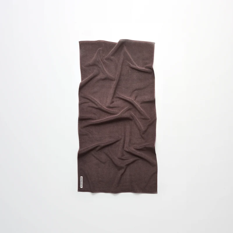 Naram badehåndklæde 70×140 cm i økologisk bomuld, coffee – Bongusta