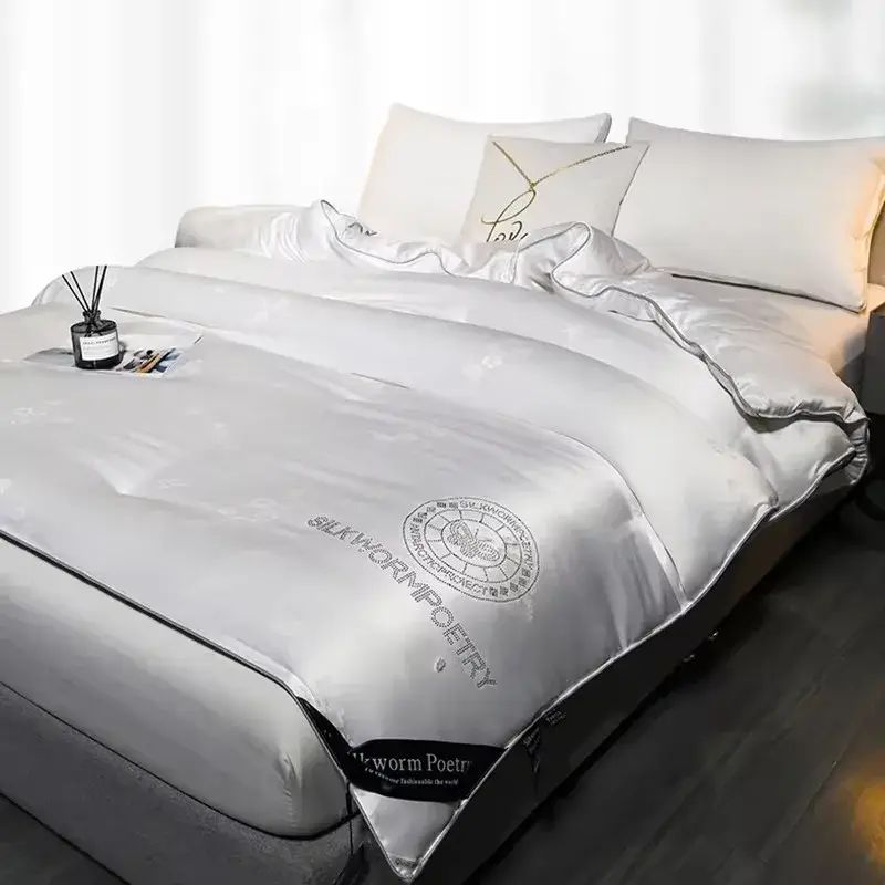 Couverture Grand Lit