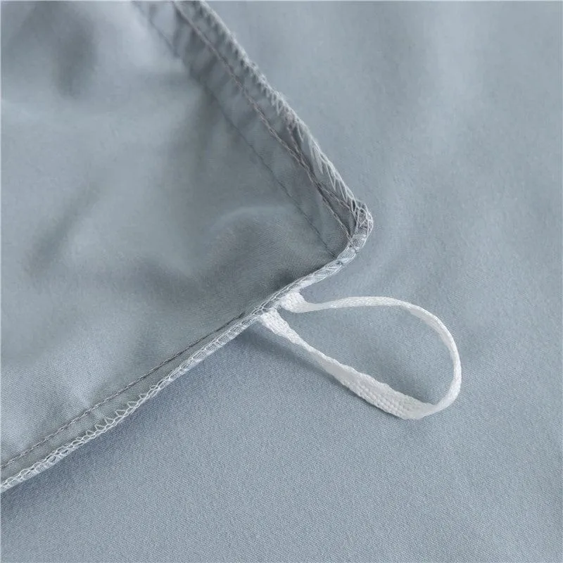 Bleu ciel - Drap housse / Housse de couette / 2 taies d'oreiller