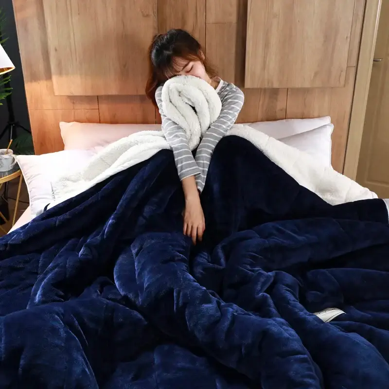 Couverture Polaire Bleu Calin
