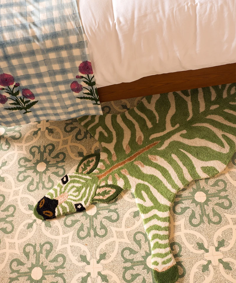 Grøn zebra tæppe i uld – Doing Goods