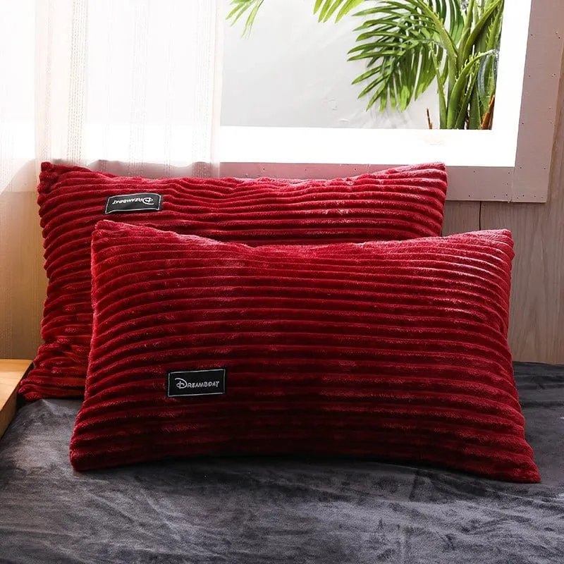 Rouge Velours - Drap housse / Housse de couette / Taies d'oreiller