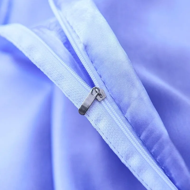Bleu lavande type satin - Drap housse / Housse de couette / 2 taies d'oreiller