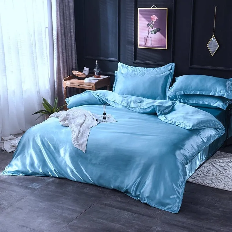 Bleu ciel type satin - Drap housse / Housse de couette / 2 taies d'oreiller