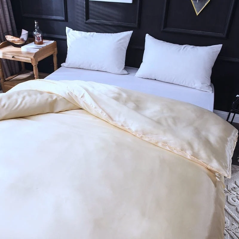 Beige clair type satin - Drap housse / Housse de couette / 2 taies d'oreiller