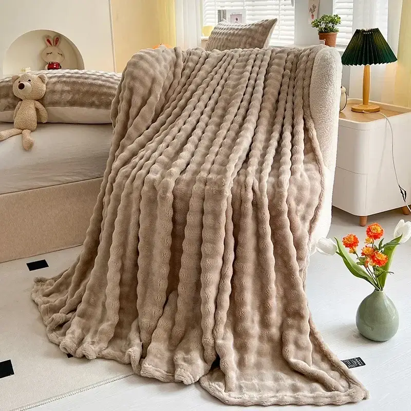 Couverture Fausse Fourrure