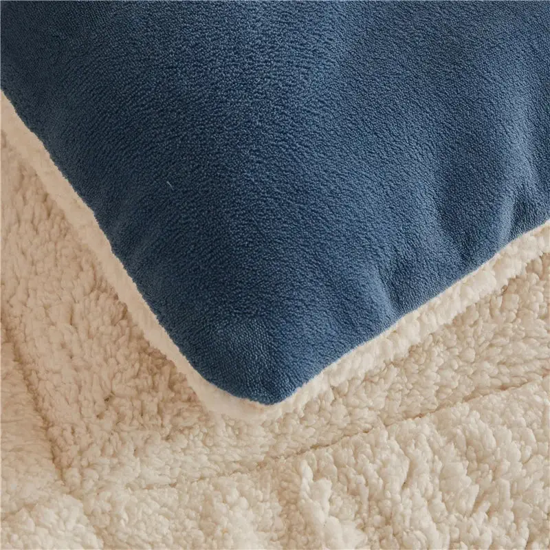 Couverture Bleu Marine