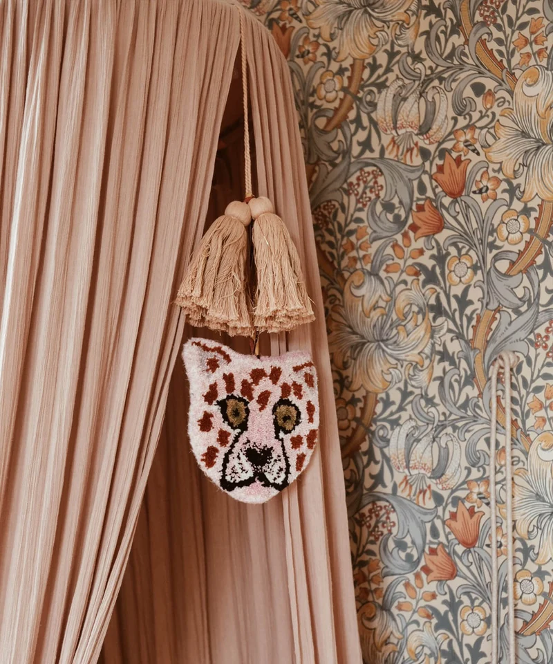 Lille pink leopard tæppe i uld – Doing Goods