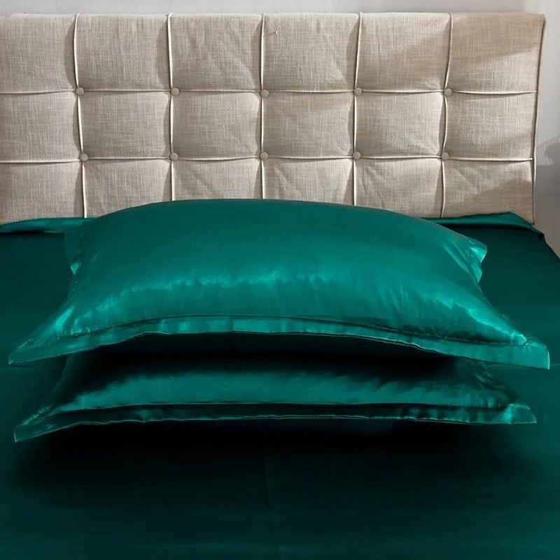 Vert type satin - Drap housse / Housse de couette / 2 taies d'oreiller