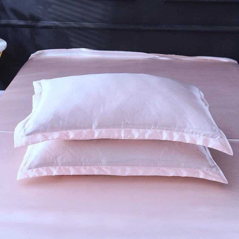 Rose clair type satin - Drap housse / Housse de couette / 2 taies d'oreiller