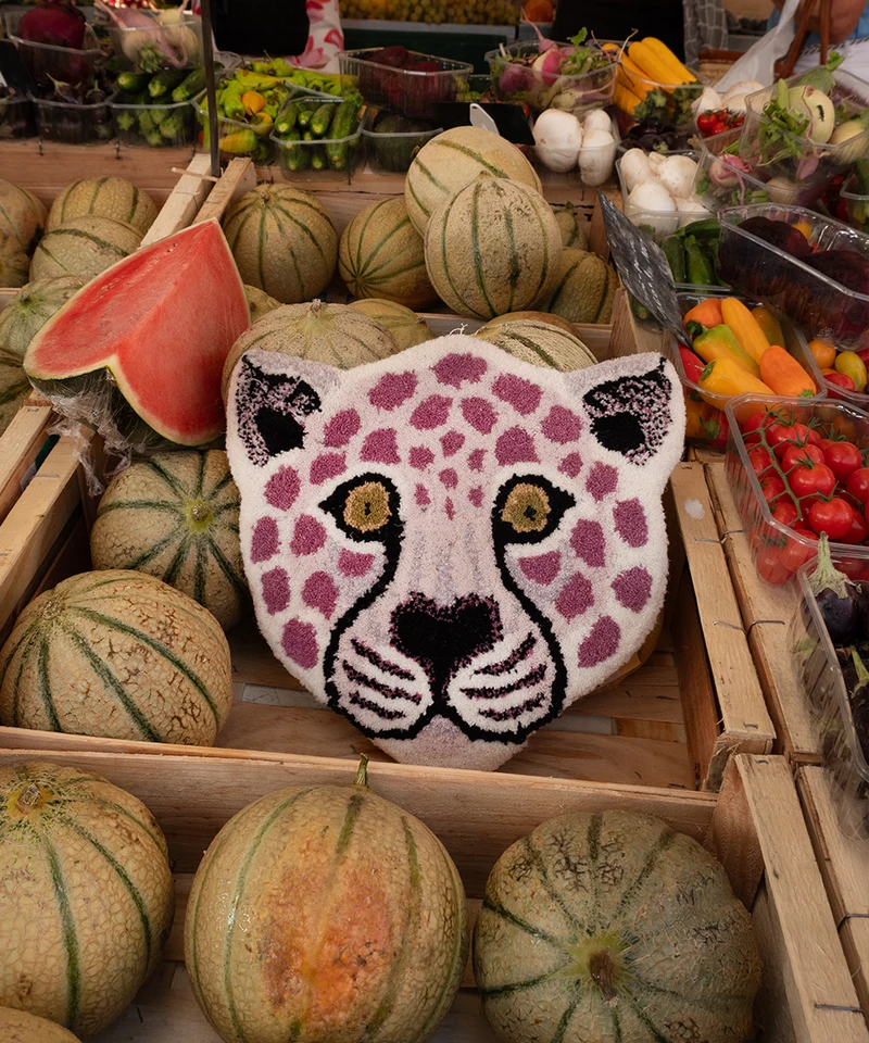 Lilly leopardhoved tæppe i uld – Doing Goods