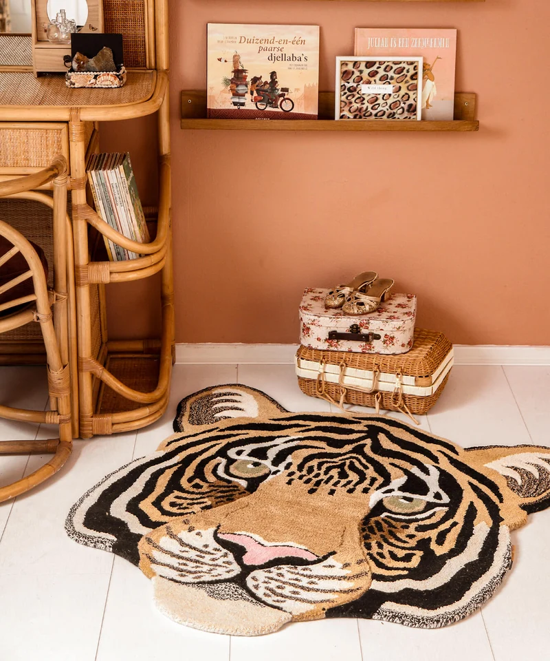 Tigerhoved tæppe i uld – Doing Goods