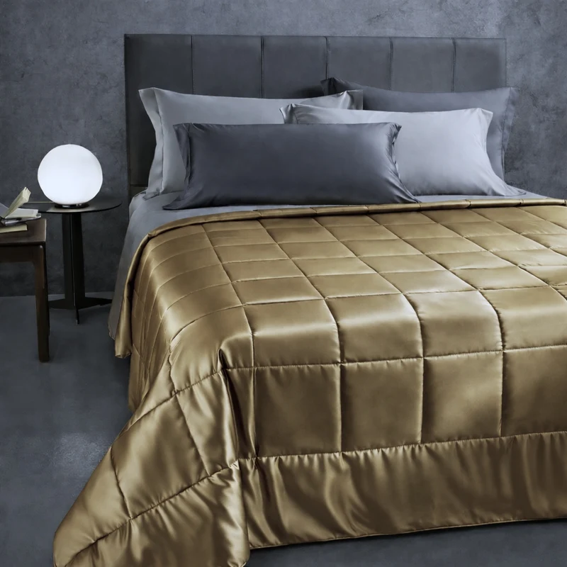 Copriletto Primaverile precious sateen in Raso di cotone 90 gr/mq
