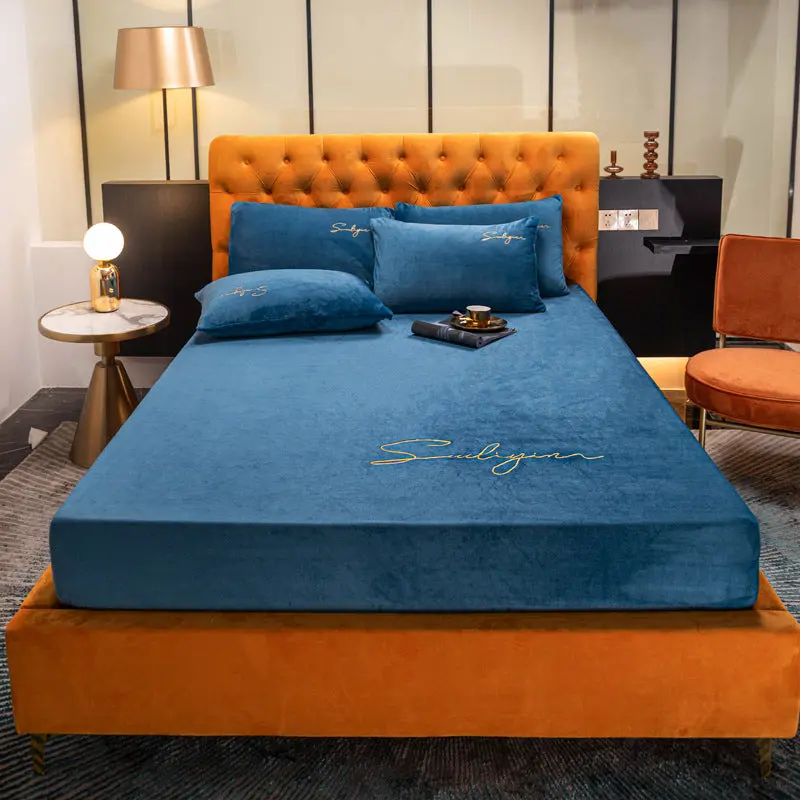 Housse Matelas Velours Moderne VELAVIA