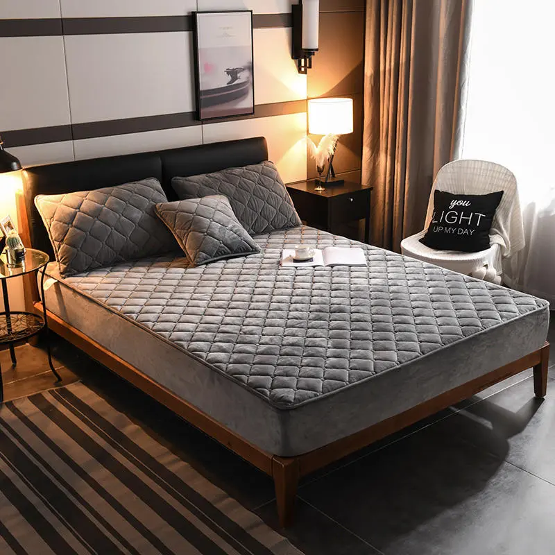 Housse de Matelas Velours Moderne VELZIO