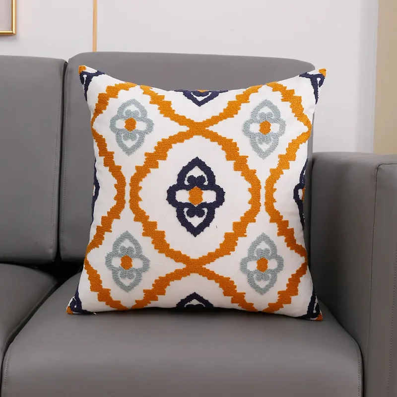 Housse de Coussin Broderie TOUVEL