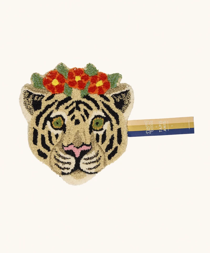 Blomstret hvid tigerhoved tæppe i uld – Doing Goods