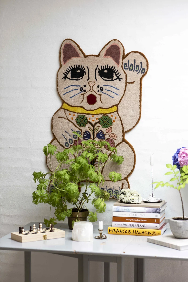 Lucky cat tæppe i uld – Bongusta