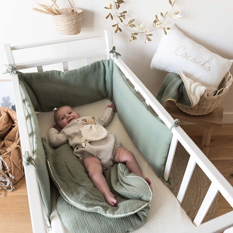 Tour de lit gaze de coton VERT SAUGE