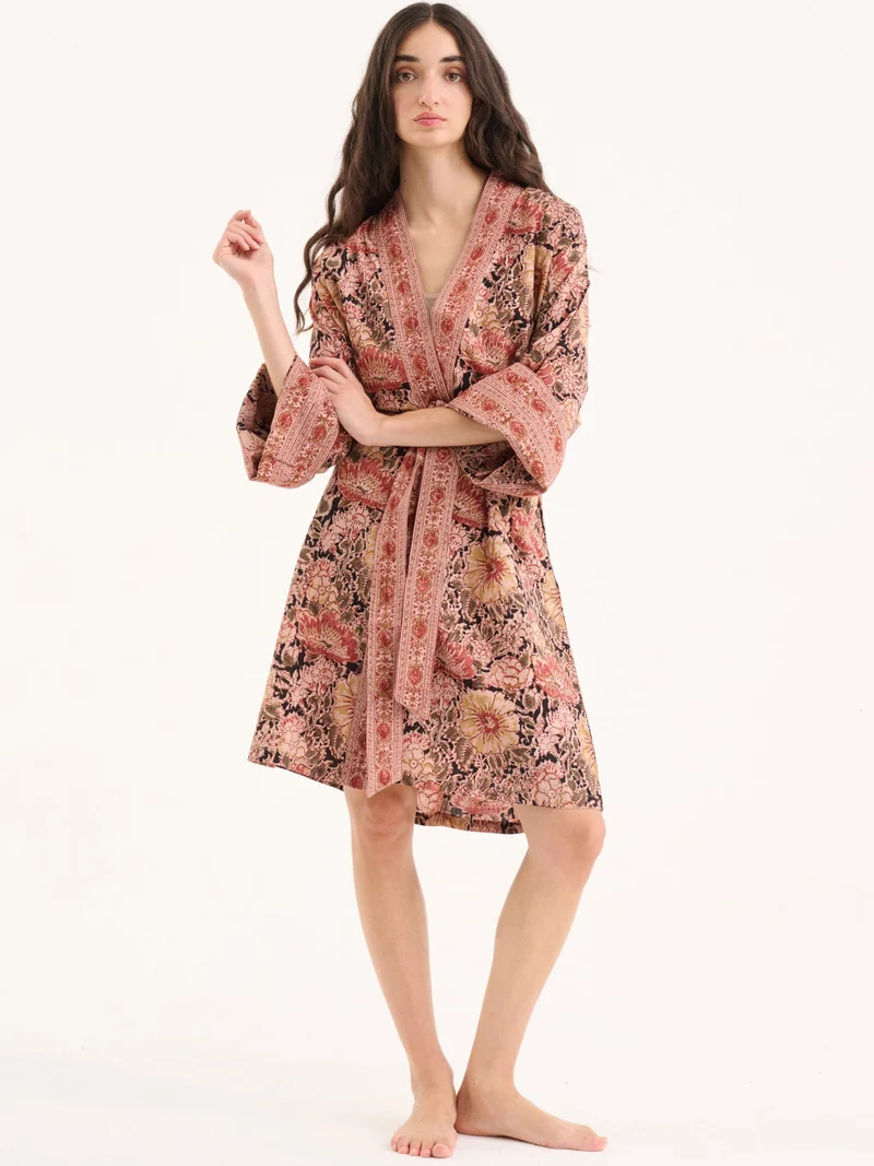 Kimono court