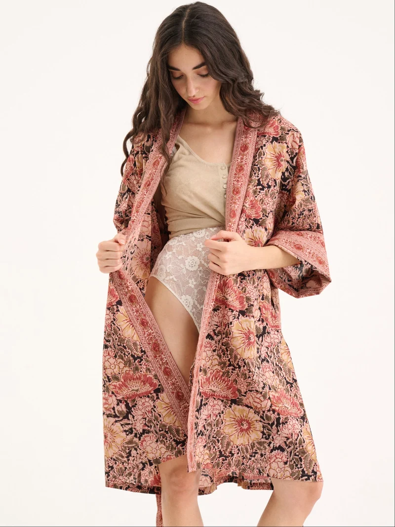 Kimono court