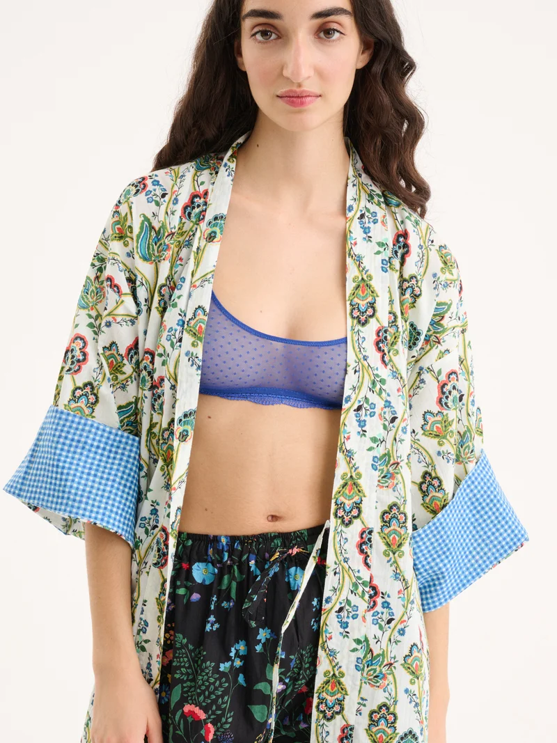 Kimono court