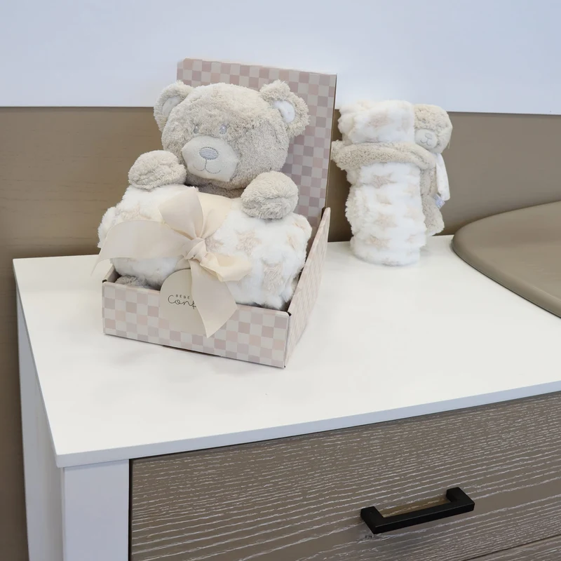 Couverture Et Peluche Ours