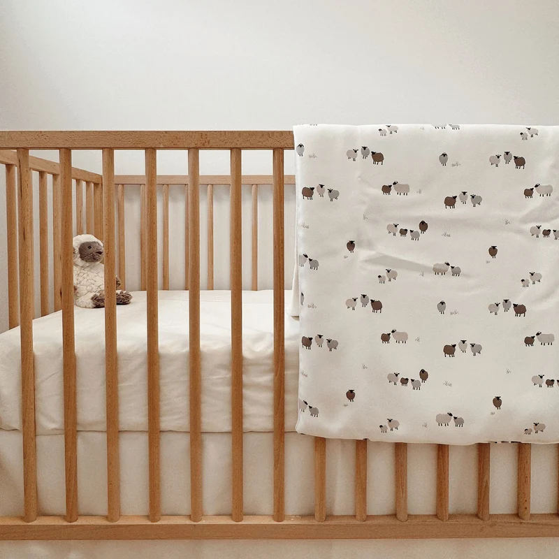 Literie 3 Morceaux Lit de bébé Moutons- Édition Spéciale Laura Lémerveil