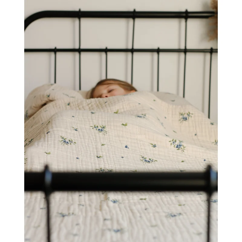 Couverture en mousseline de coton biologique certifié, 4 épaisseurs, grandeur lit de bébé (47 X 47) - Bleuet