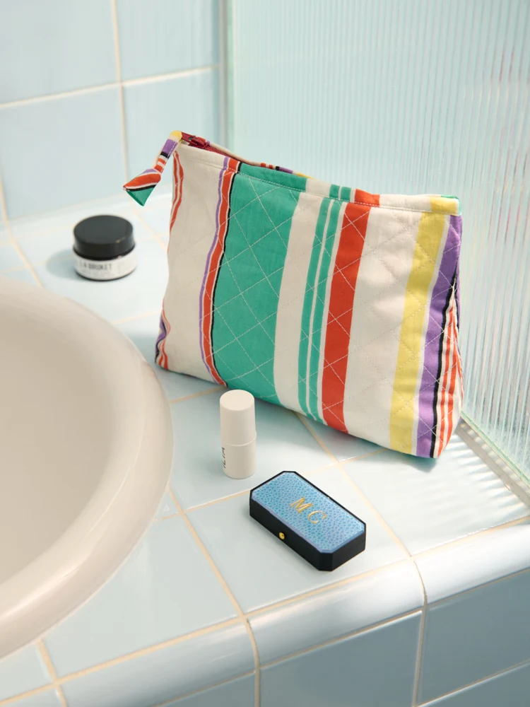 Trousse de toilette matelassée